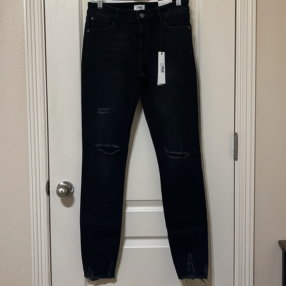 m1858 Kristen Skinny